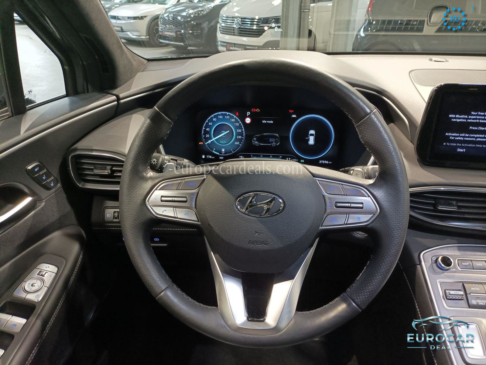 Hyundai SANTA FE