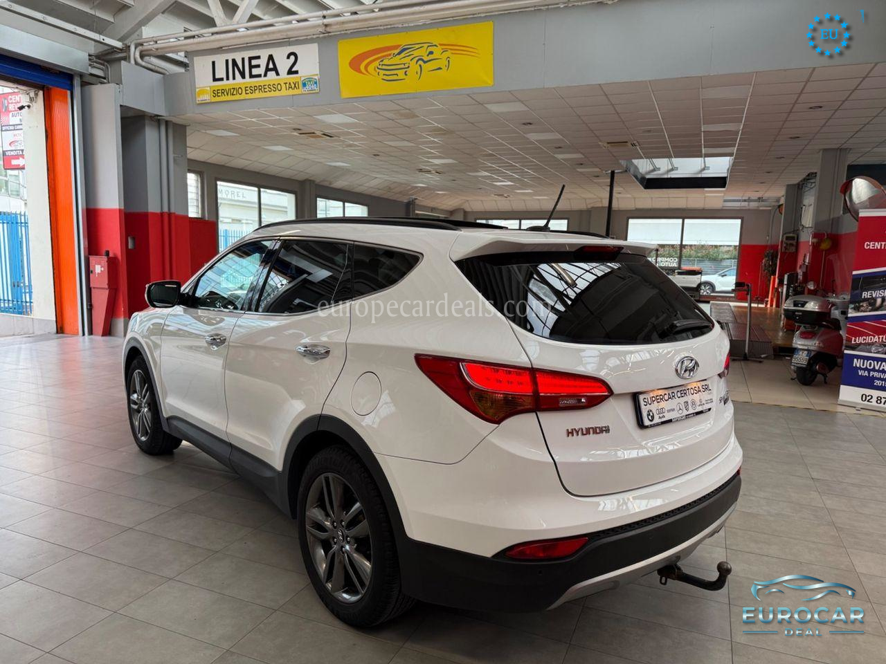 Hyundai SANTA FE