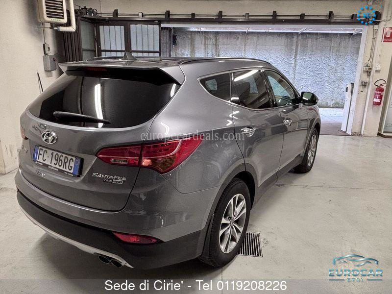 Hyundai SANTA FE