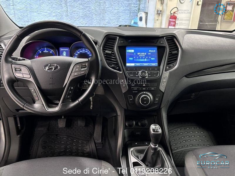 Hyundai SANTA FE