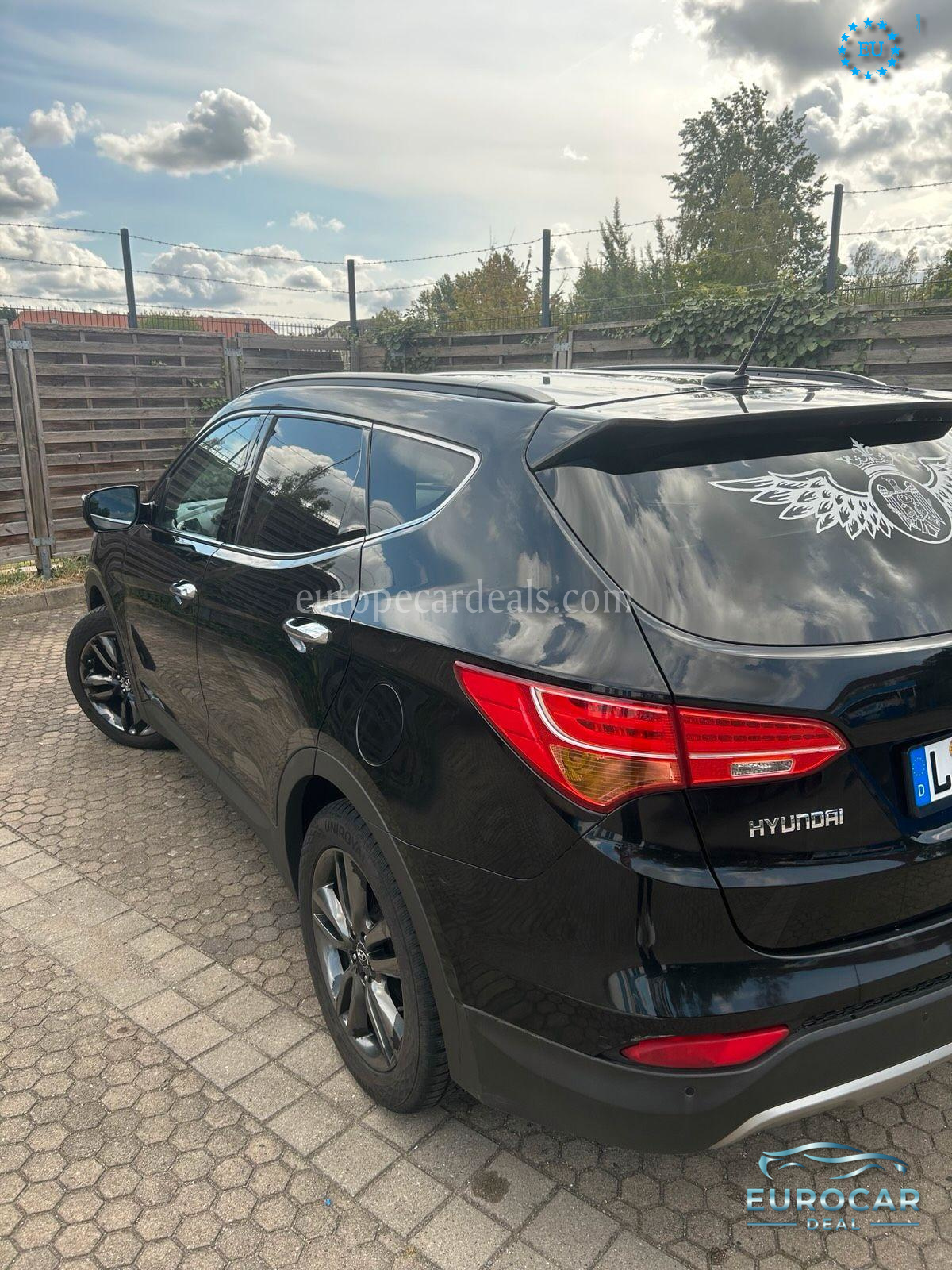 Hyundai SANTA FE