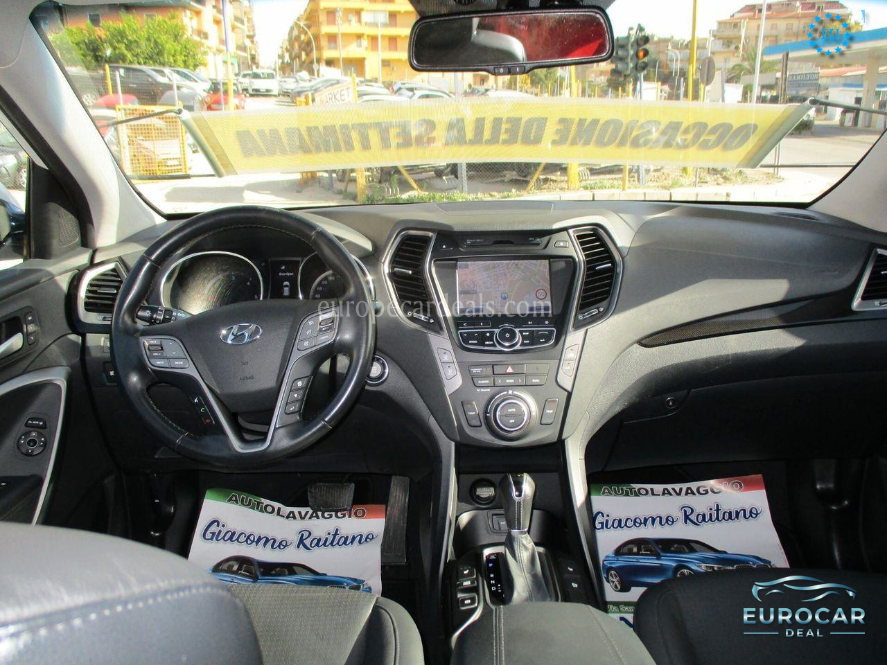 Hyundai SANTA FE