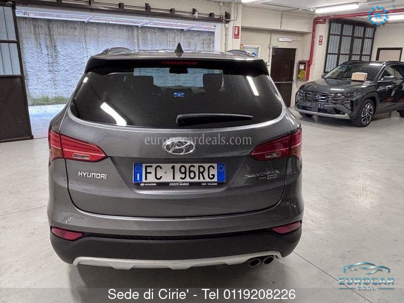 Hyundai SANTA FE