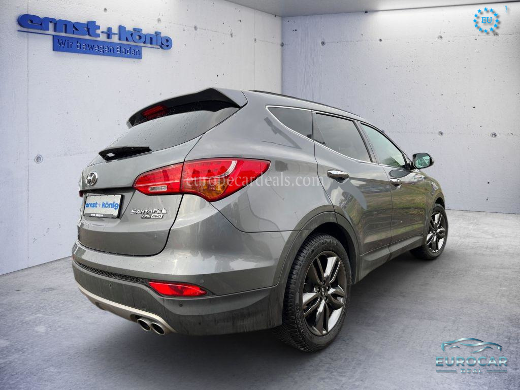 Hyundai SANTA FE