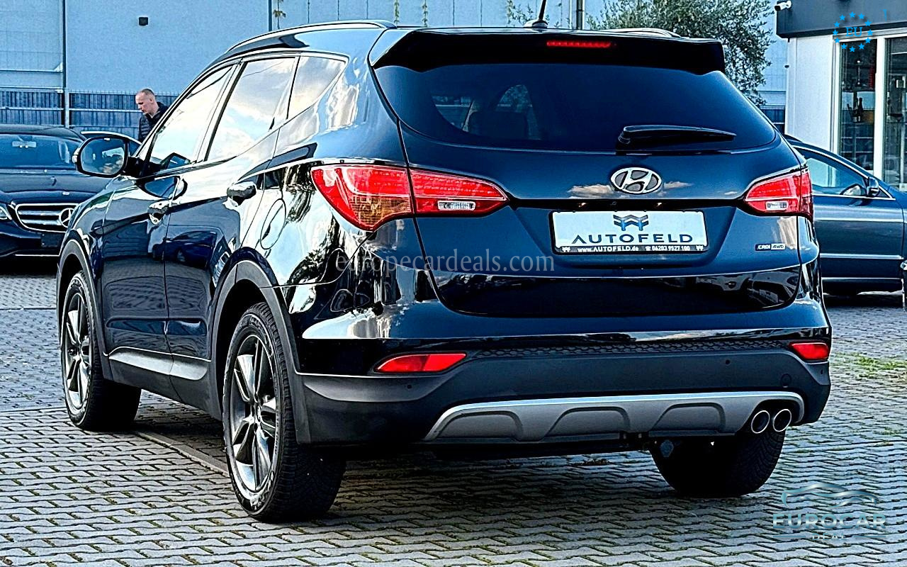 Hyundai SANTA FE