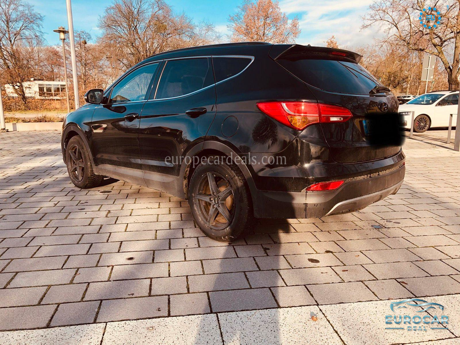 Hyundai SANTA FE
