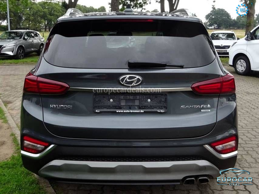 Hyundai SANTA FE