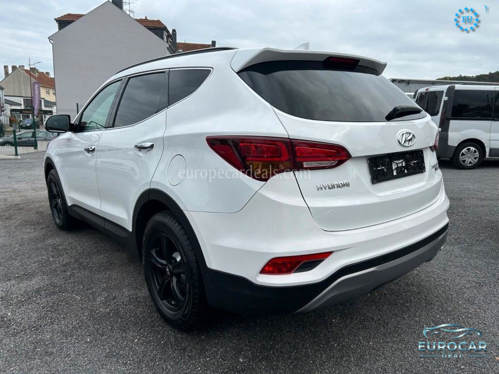 Hyundai SANTA FE