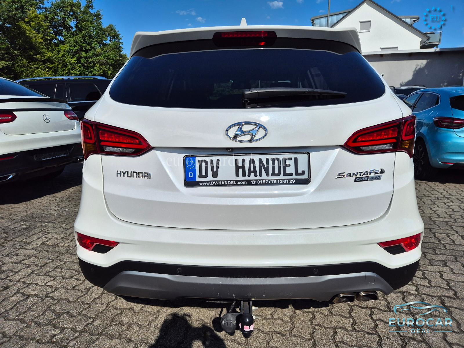 Hyundai SANTA FE