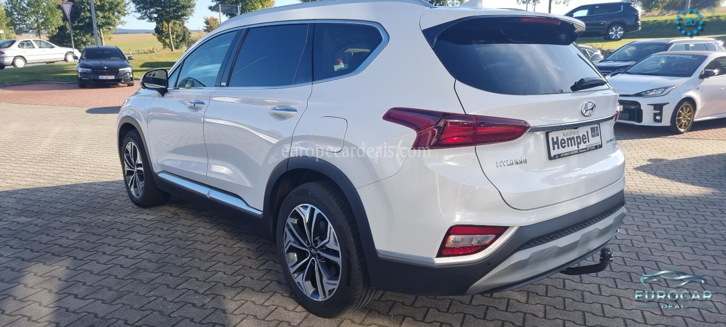 Hyundai SANTA FE
