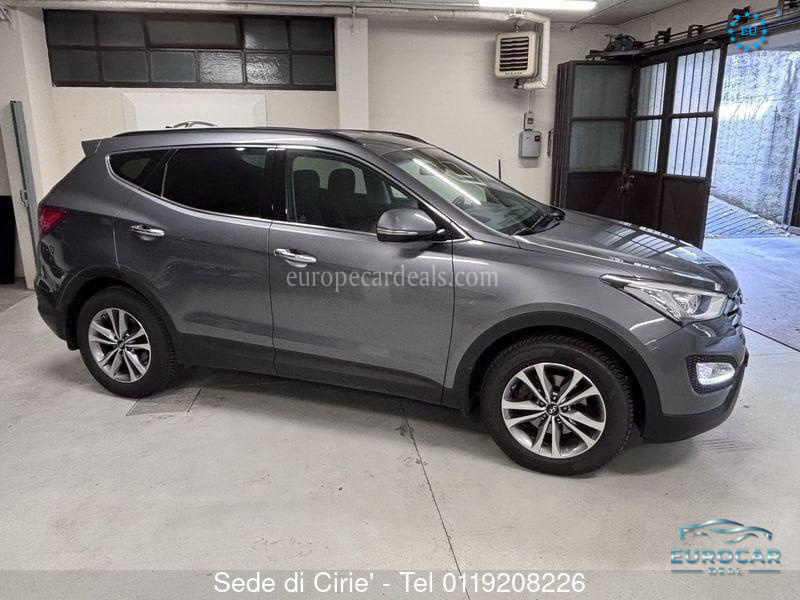 Hyundai SANTA FE