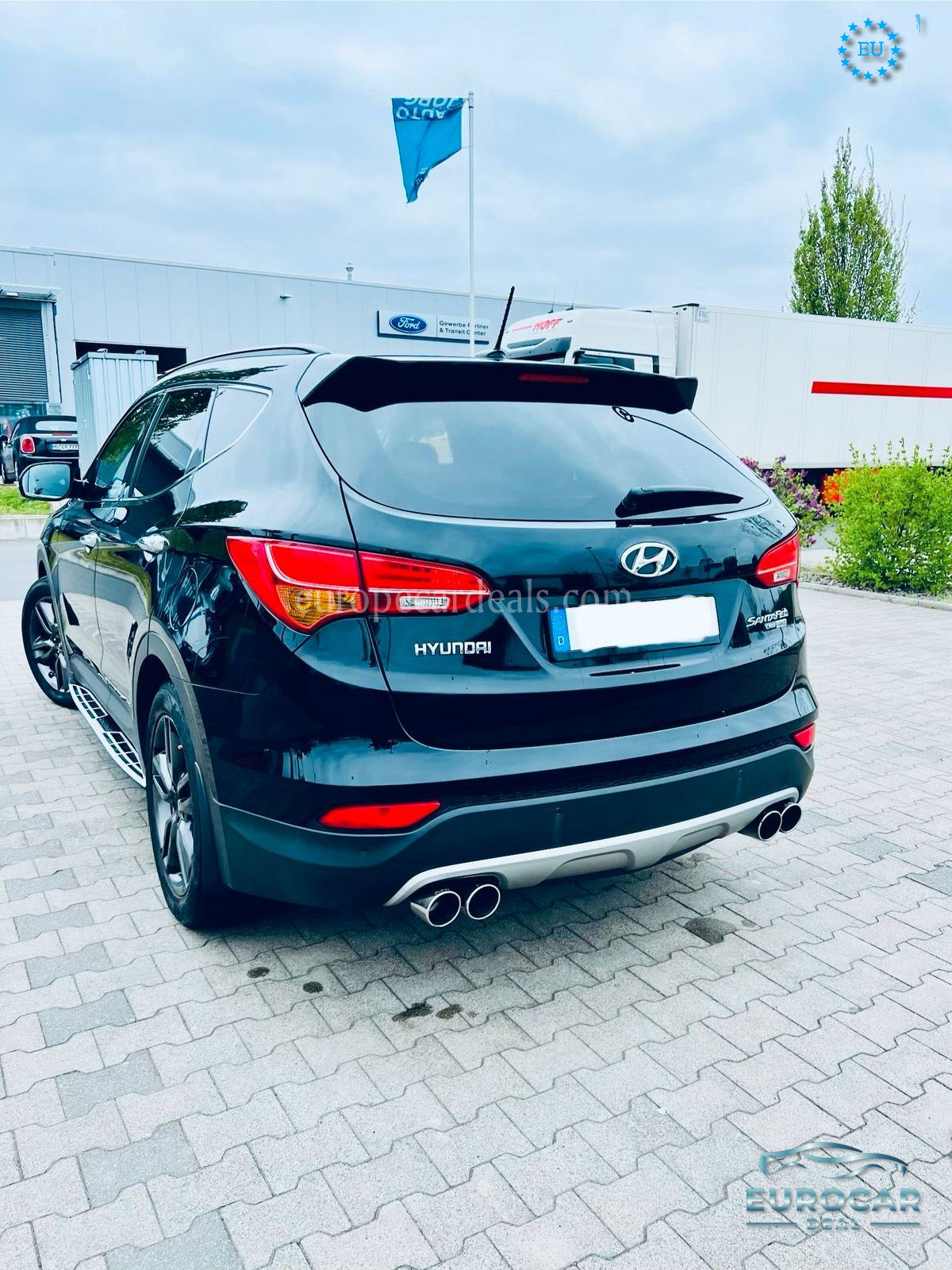 Hyundai SANTA FE