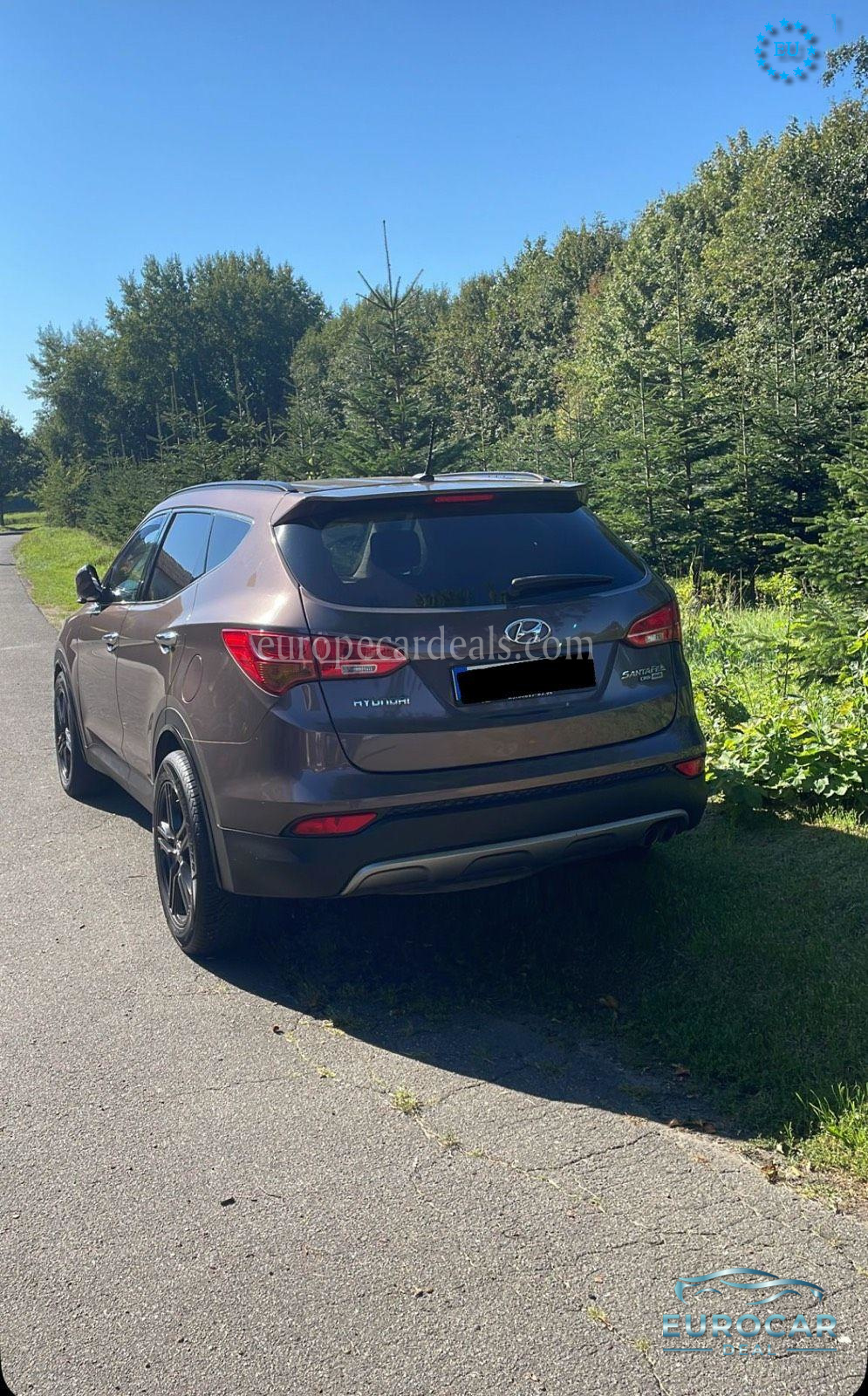 Hyundai SANTA FE