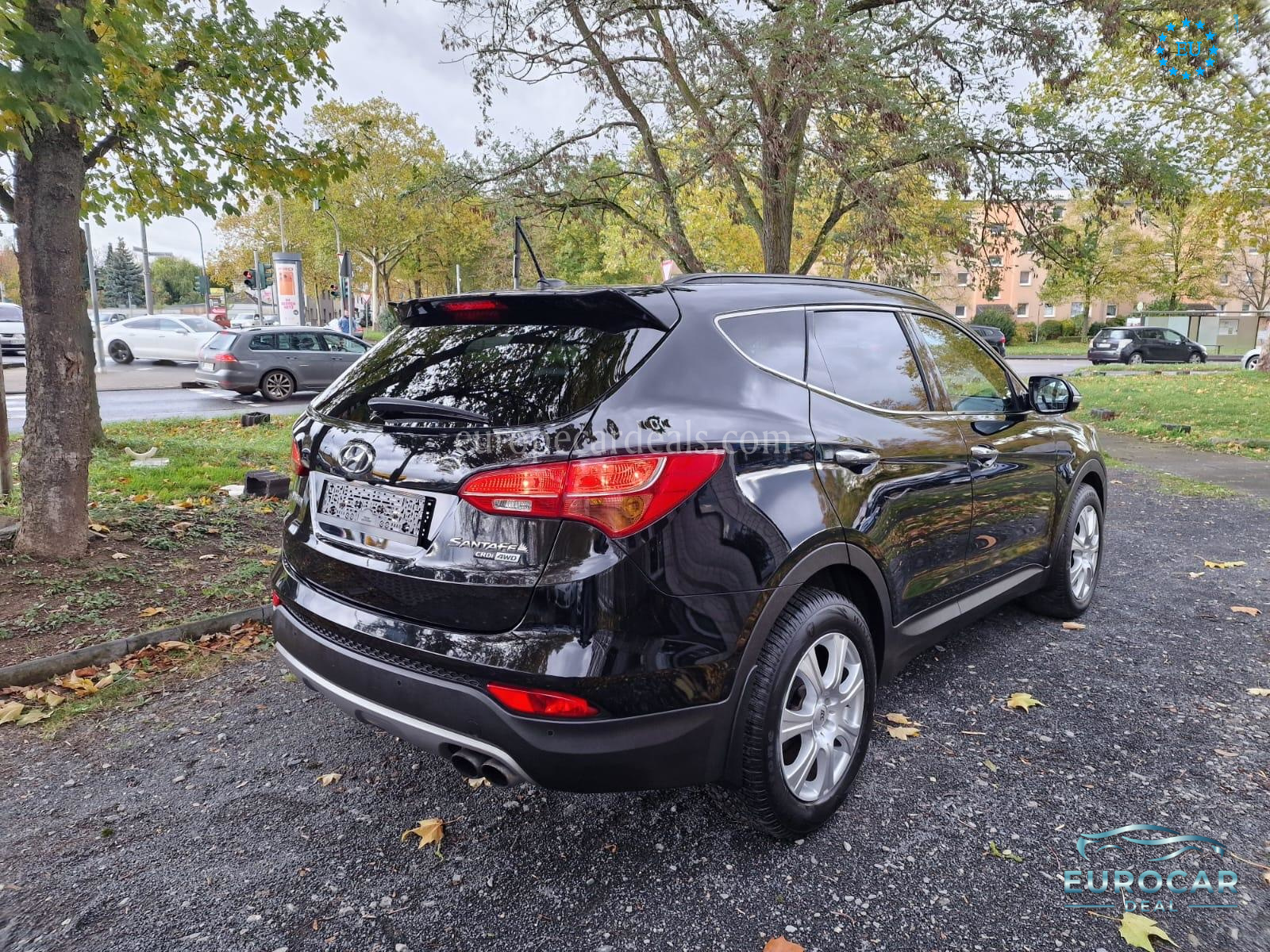Hyundai SANTA FE
