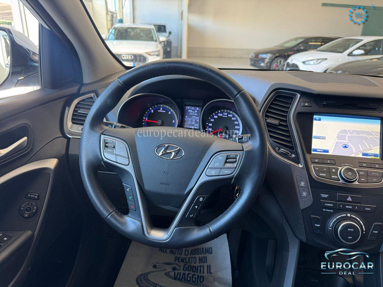 Hyundai SANTA FE