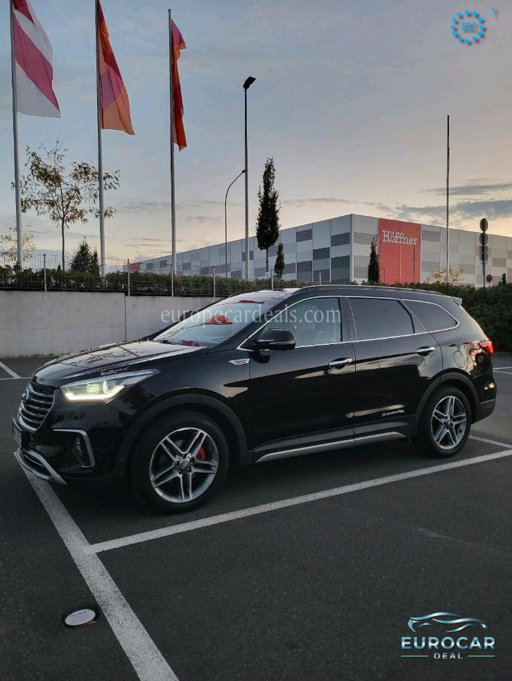 Hyundai SANTA FE