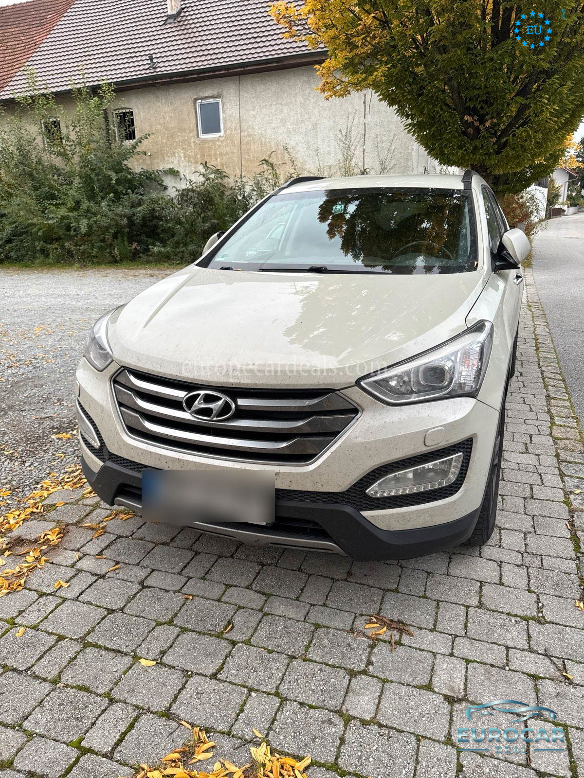 Hyundai SANTA FE