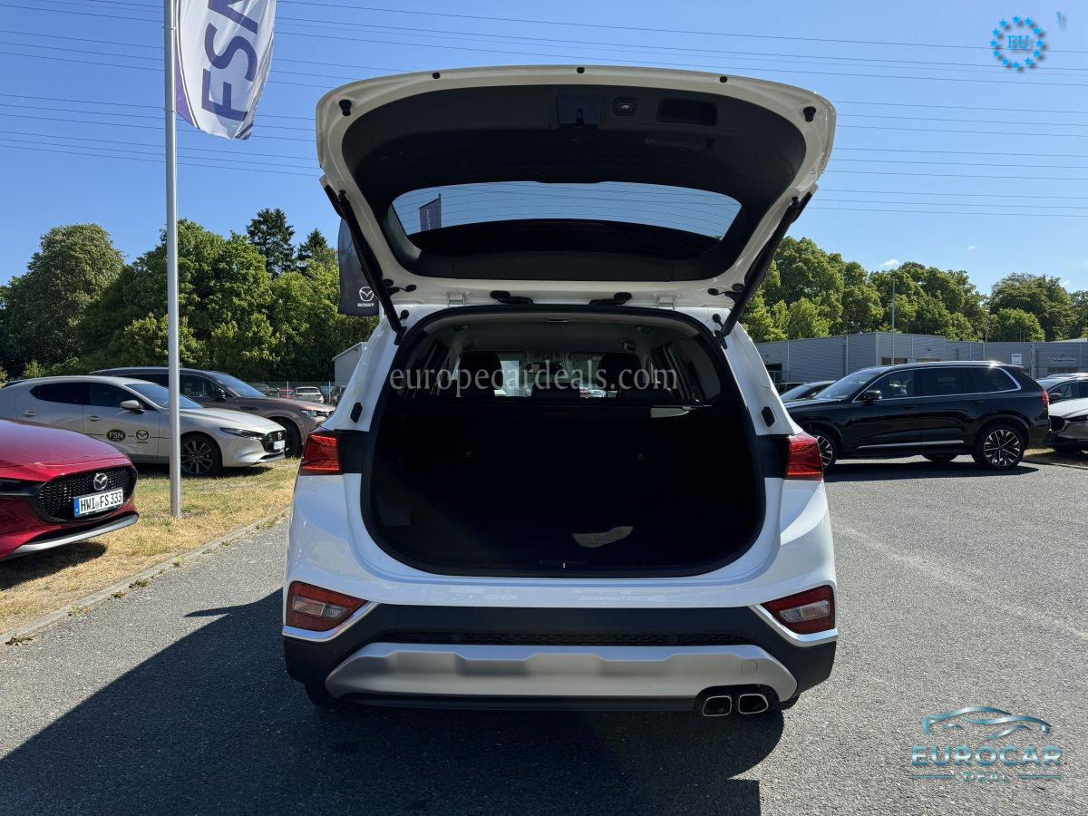 Hyundai SANTA FE