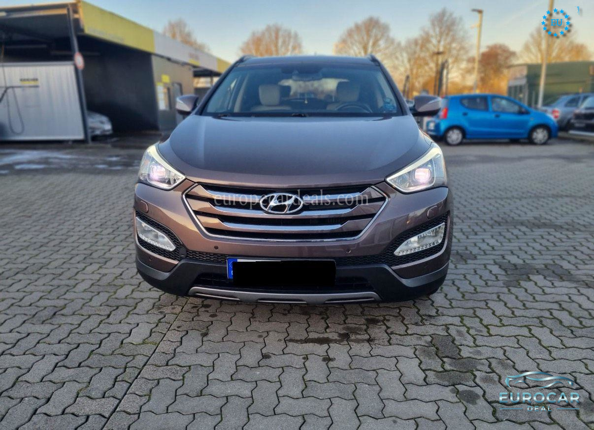 Hyundai SANTA FE