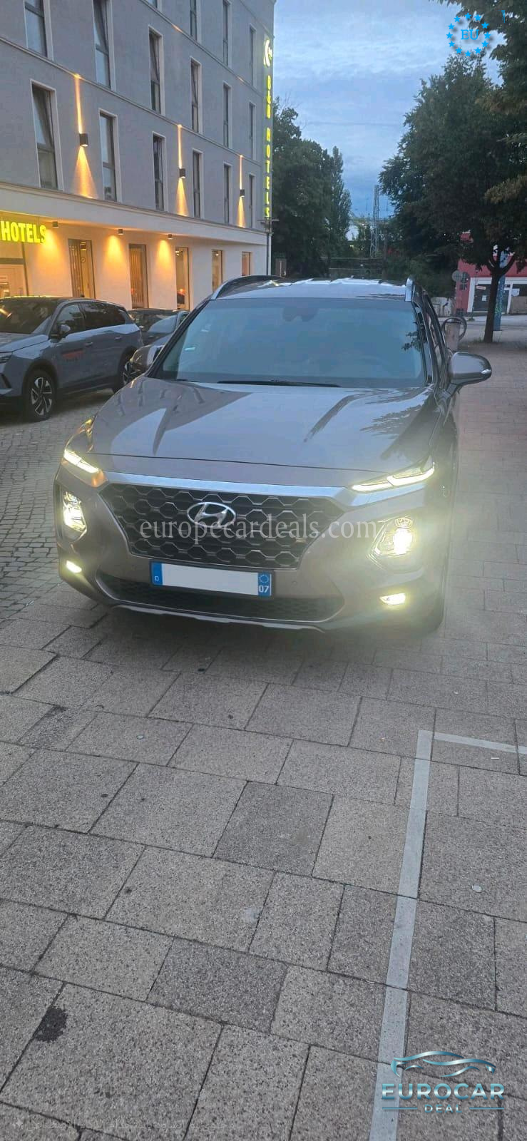Hyundai SANTA FE