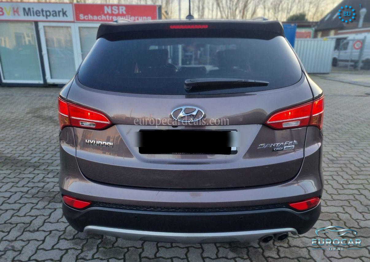 Hyundai SANTA FE