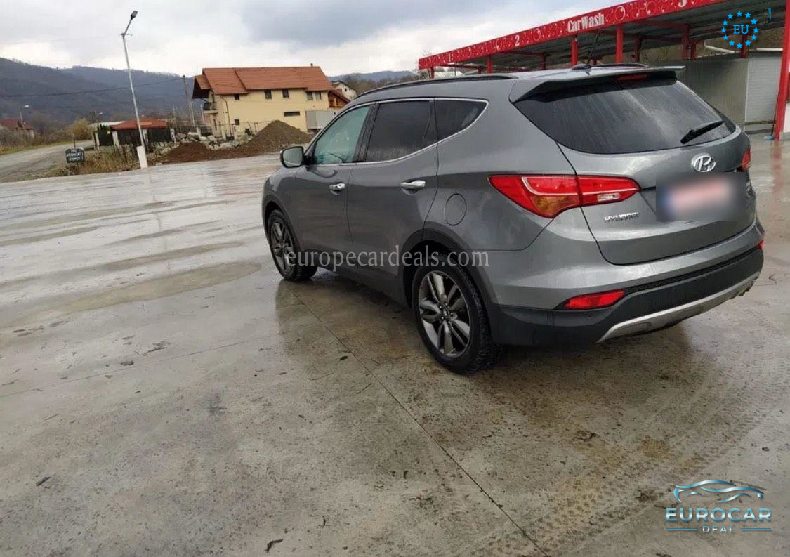 Hyundai SANTA FE