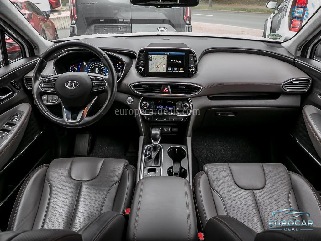 Hyundai SANTA FE