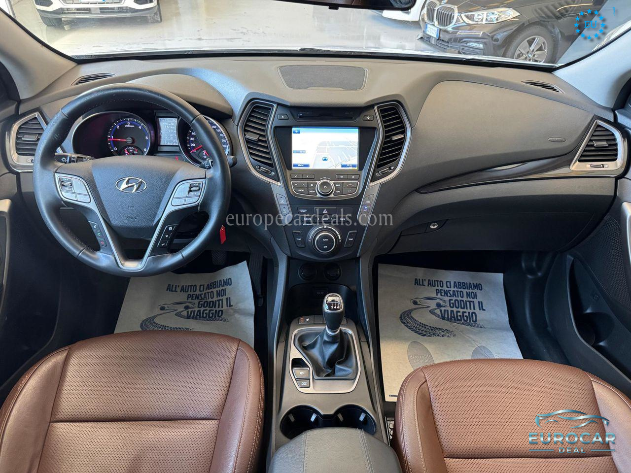 Hyundai SANTA FE