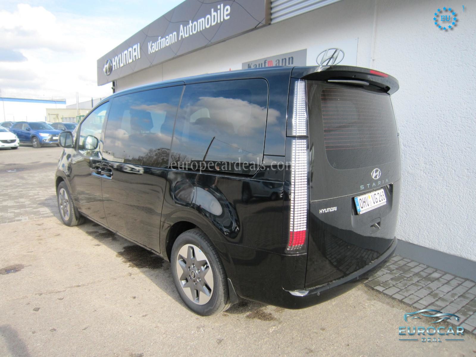 Hyundai STARIA