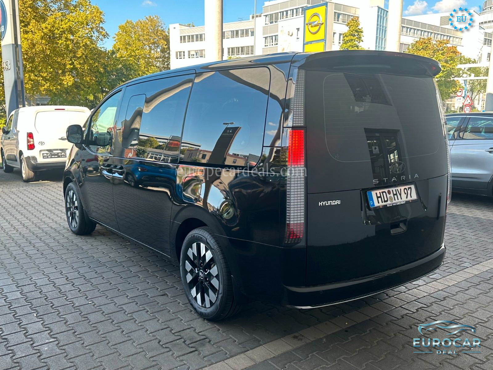 Hyundai STARIA
