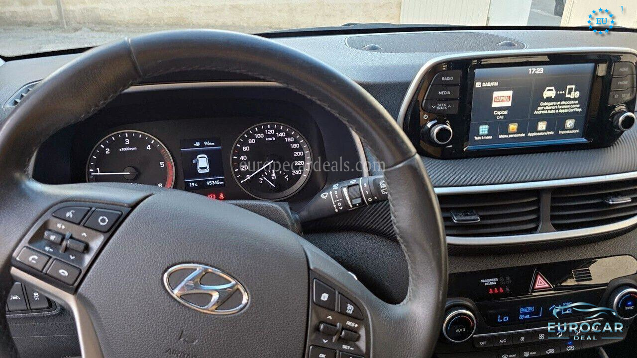 Hyundai TUCSON