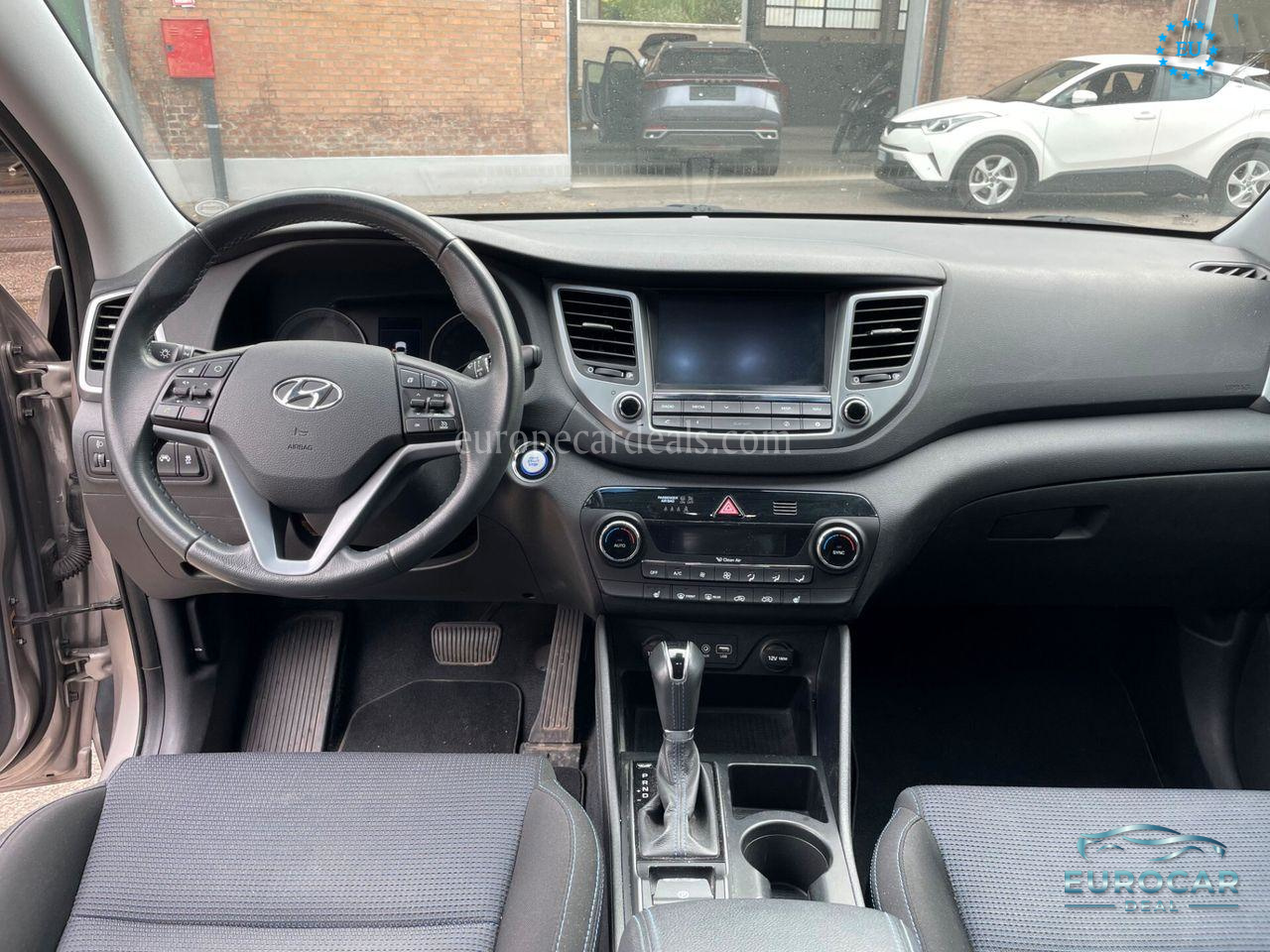 Hyundai TUCSON