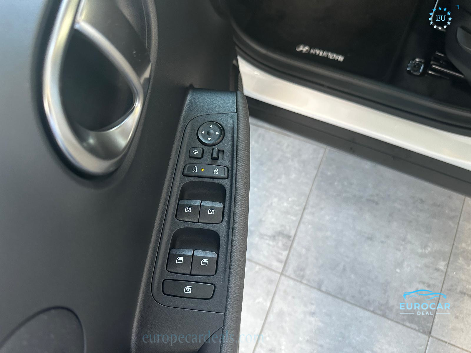 Hyundai INSTER