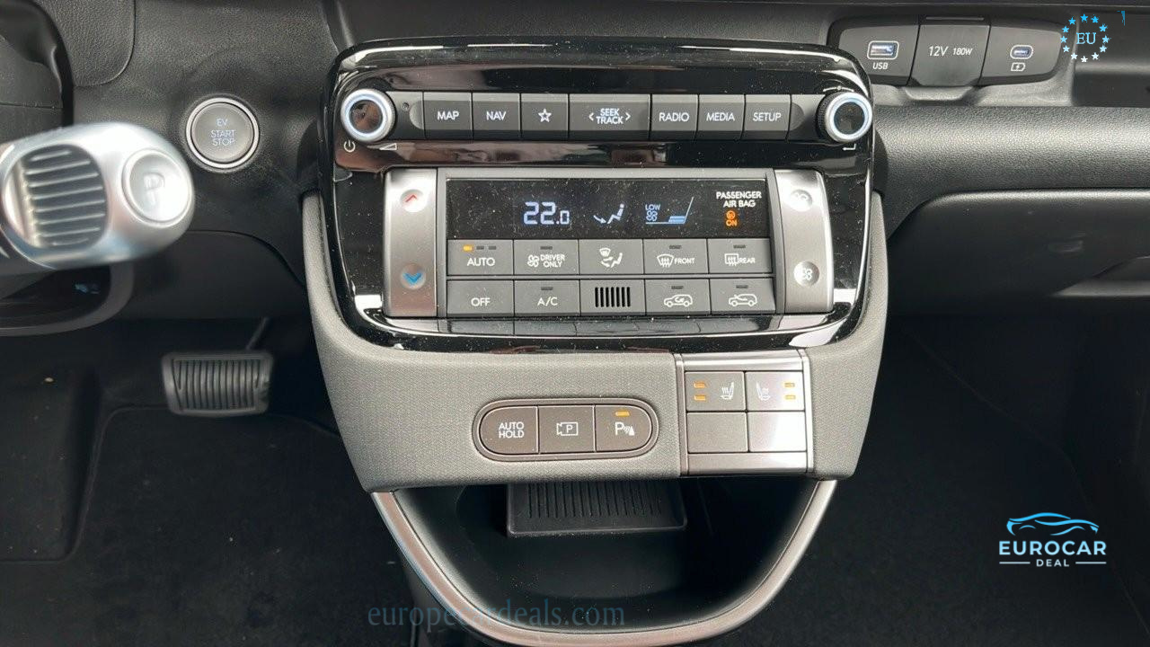 Hyundai INSTER