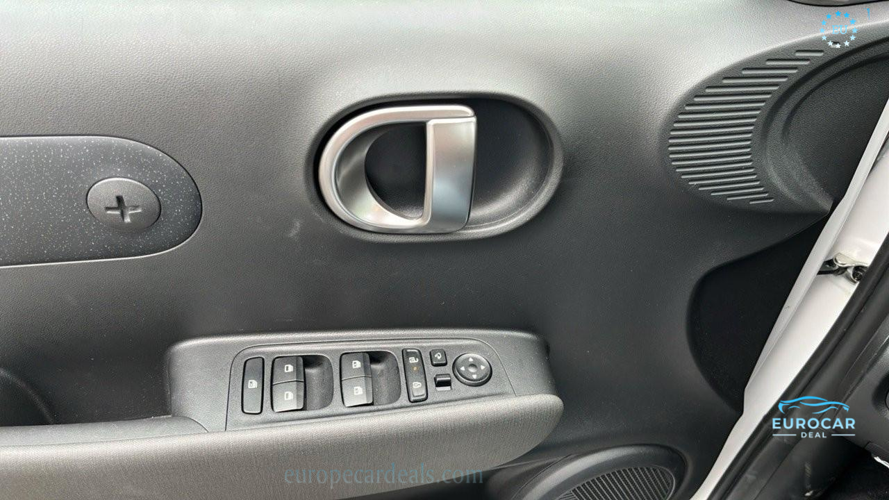 Hyundai INSTER