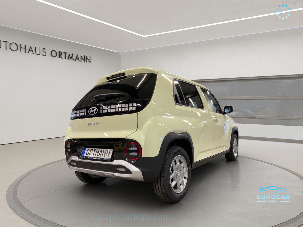 Hyundai INSTER