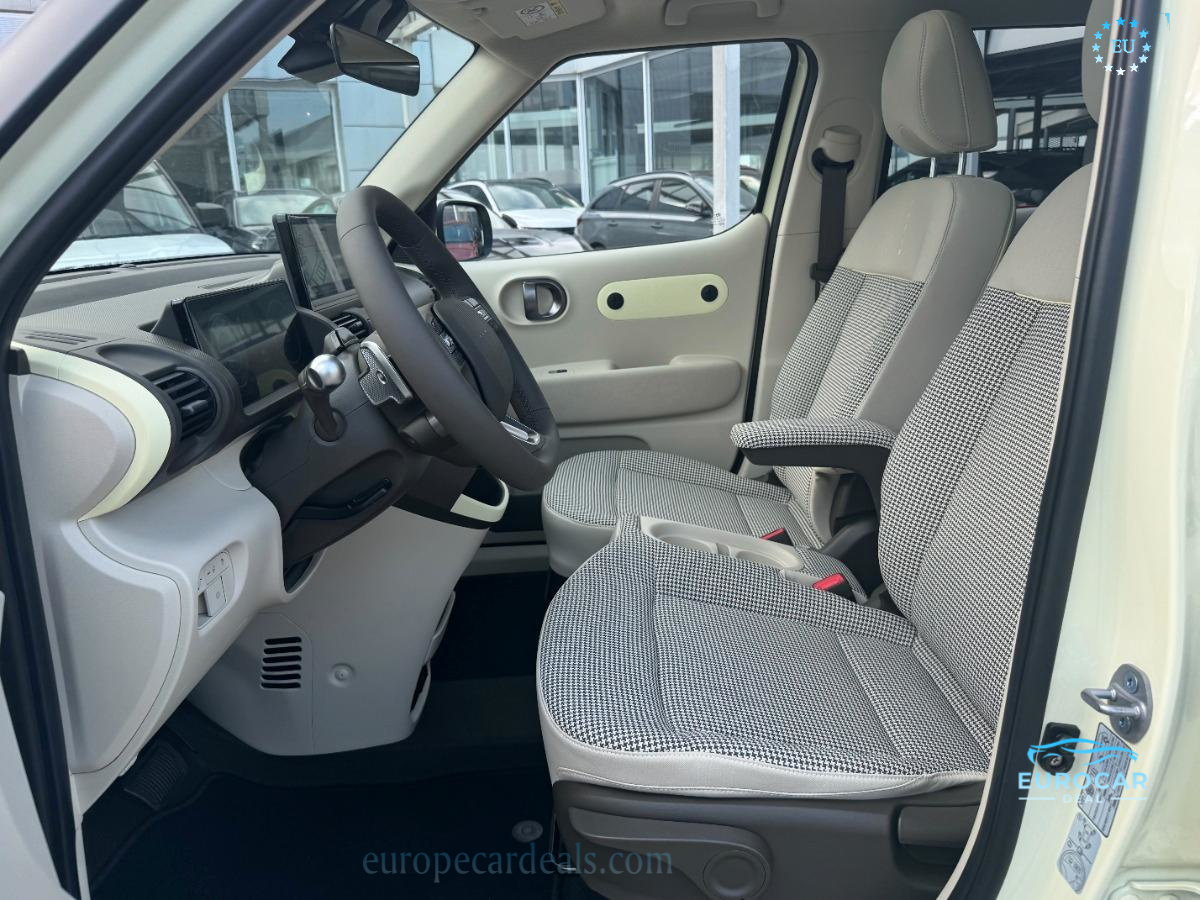Hyundai INSTER