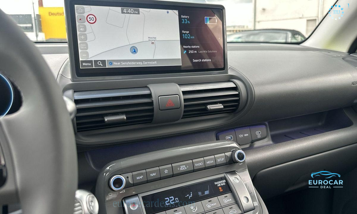 Hyundai INSTER
