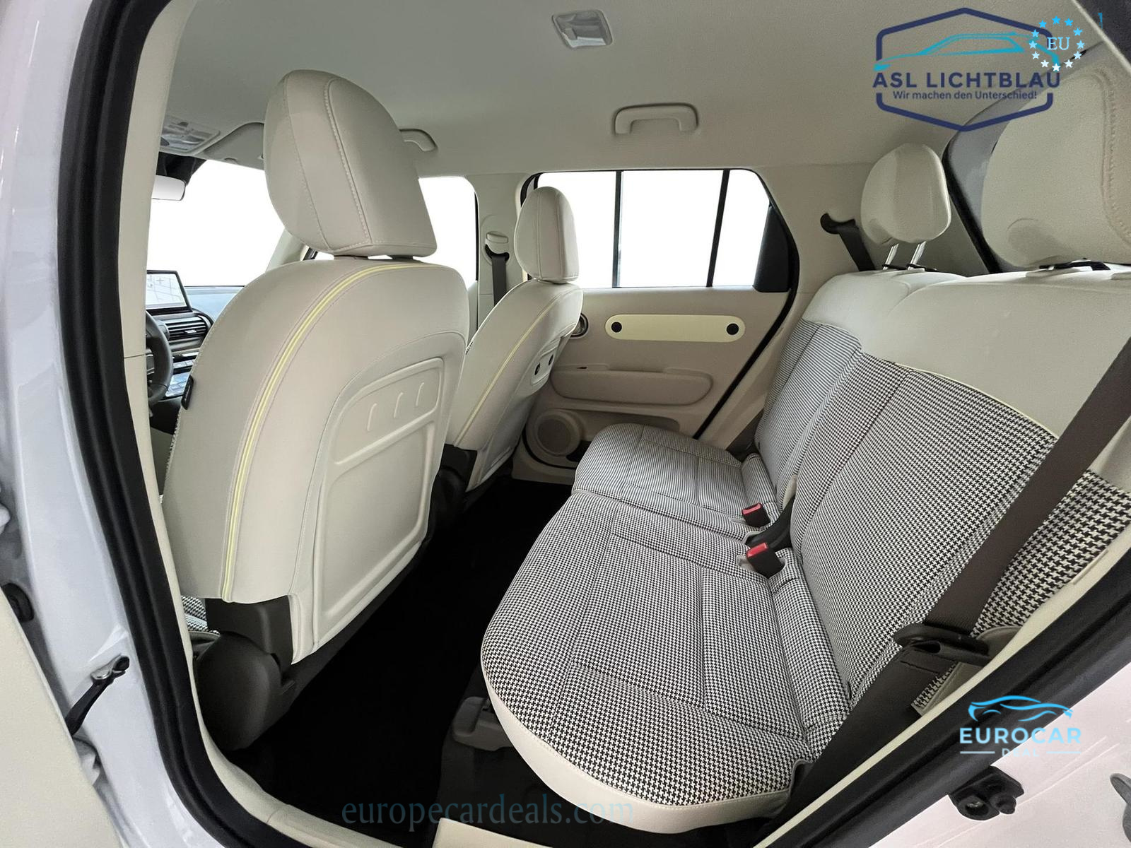 Hyundai INSTER