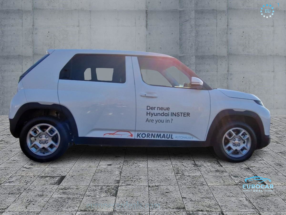 Hyundai INSTER