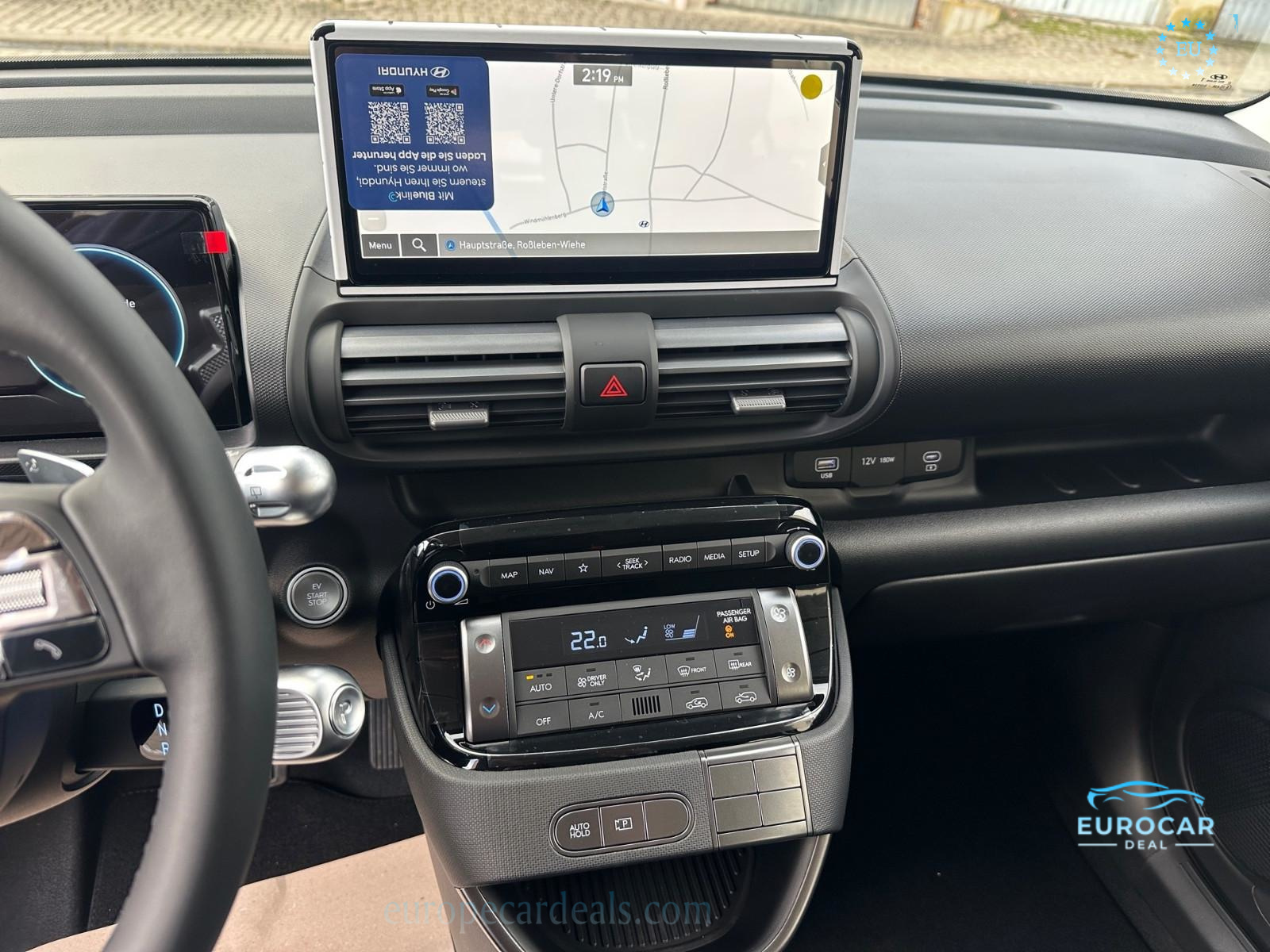 Hyundai INSTER