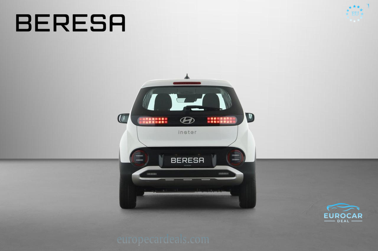 Hyundai INSTER