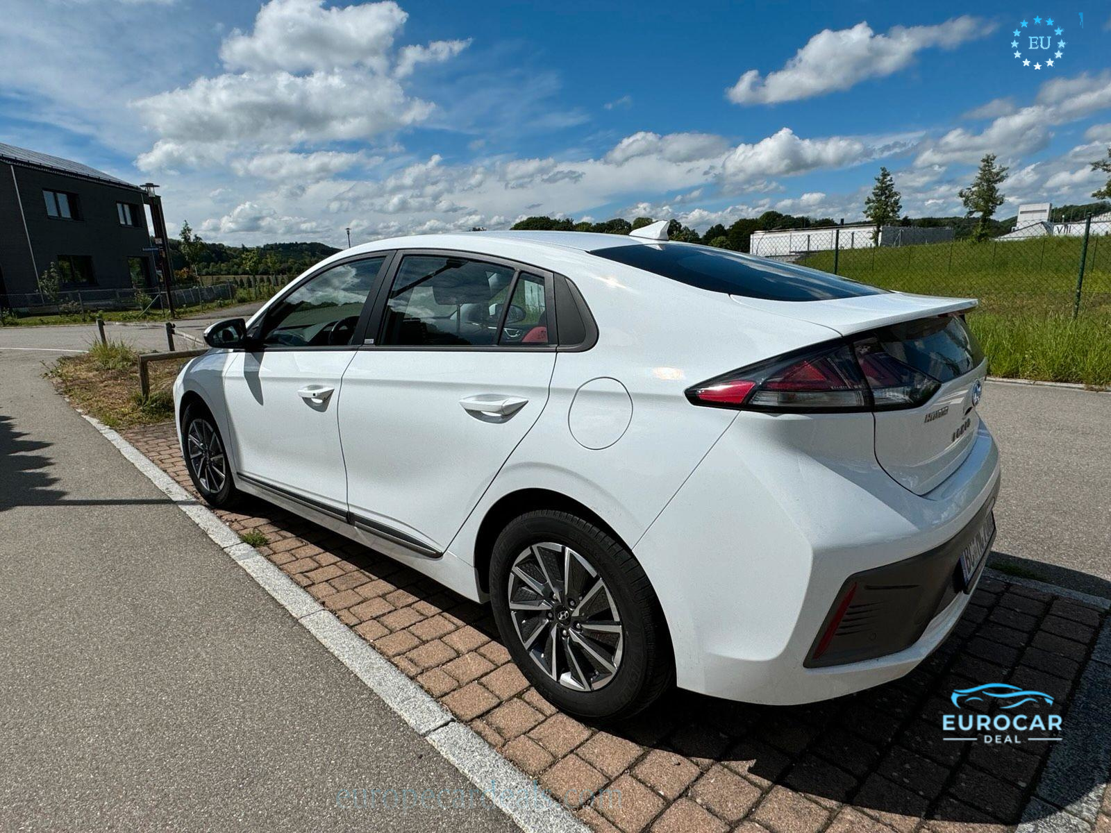 Hyundai IONIQ