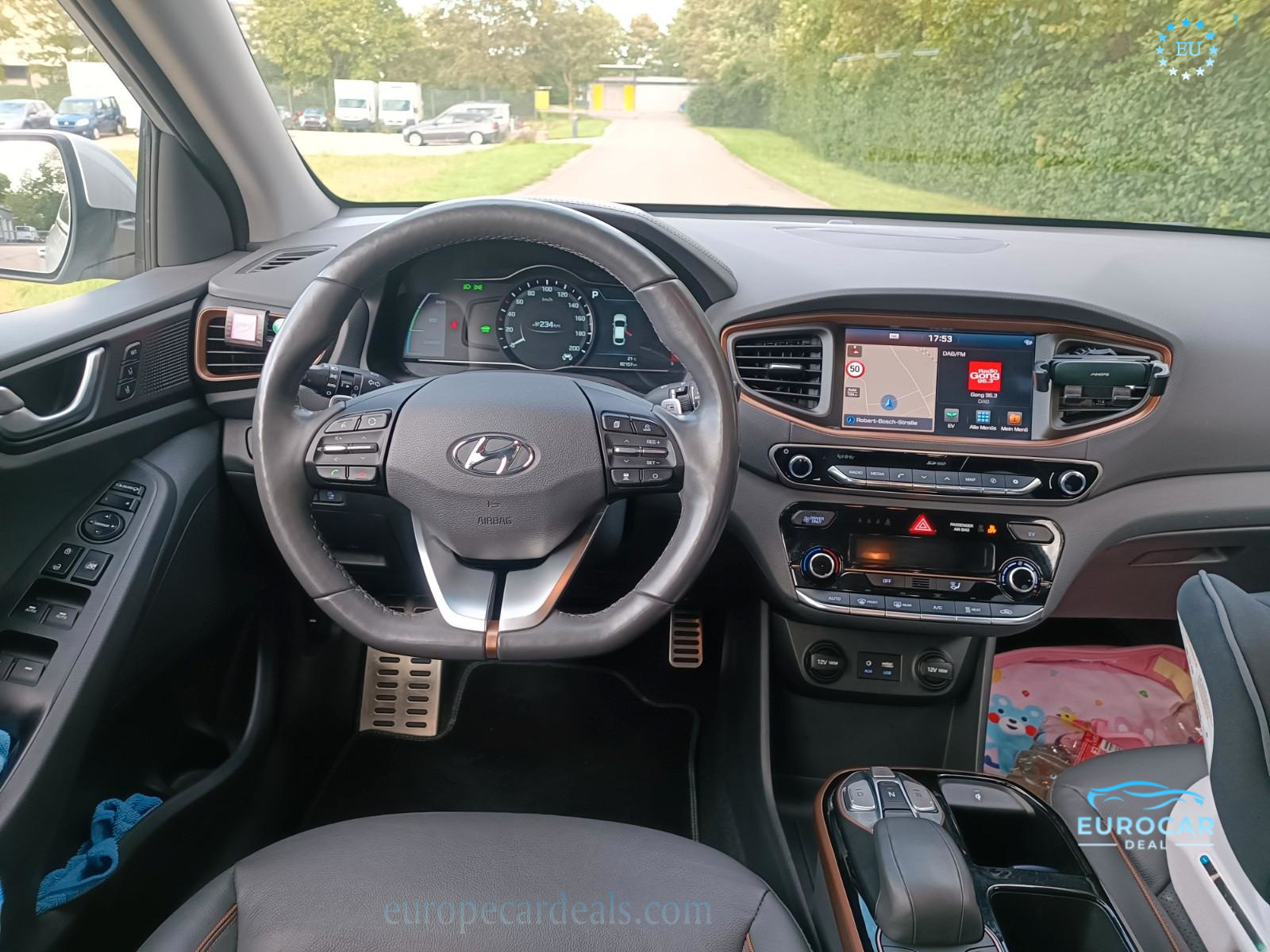 Hyundai IONIQ