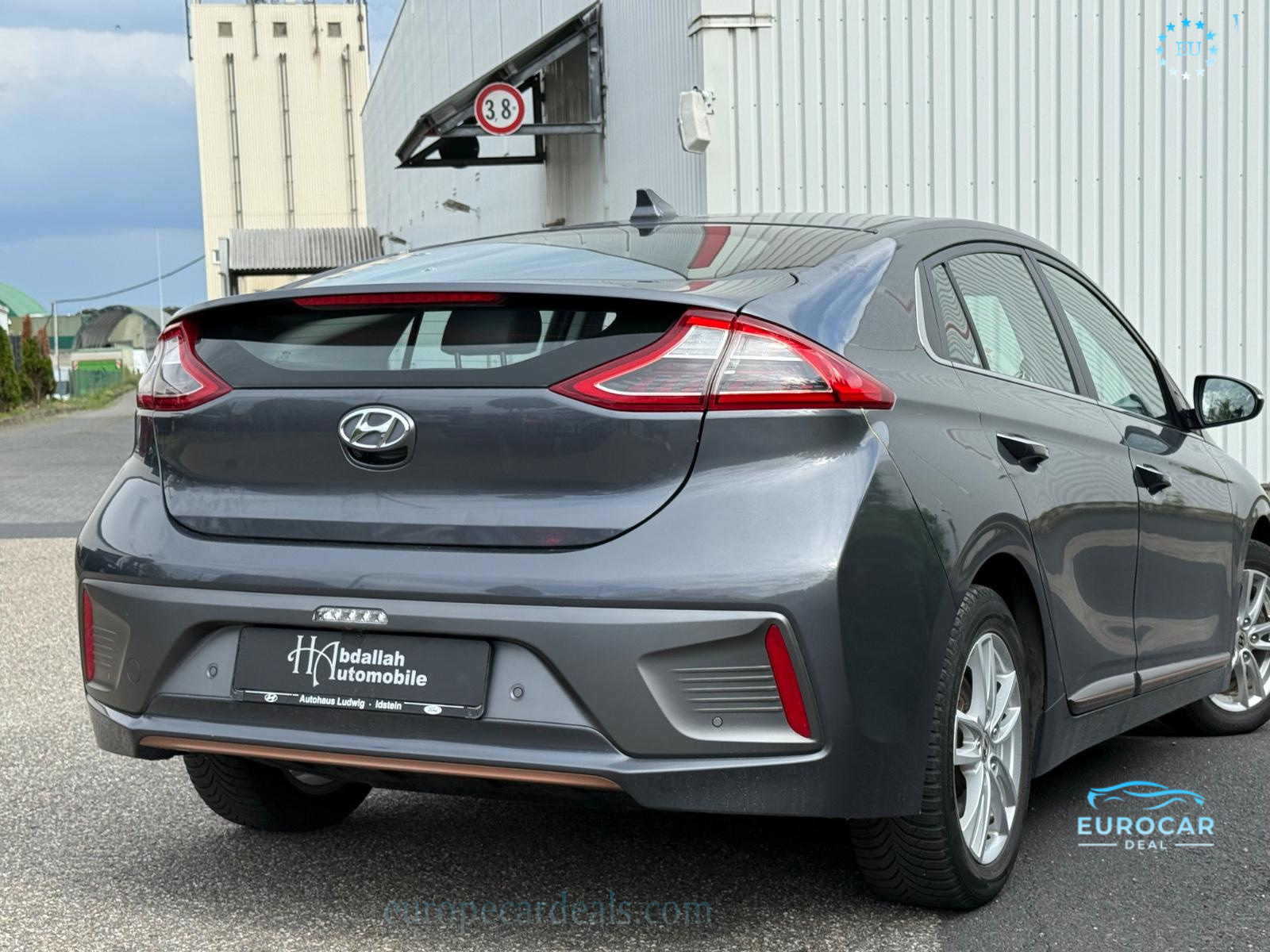 Hyundai IONIQ