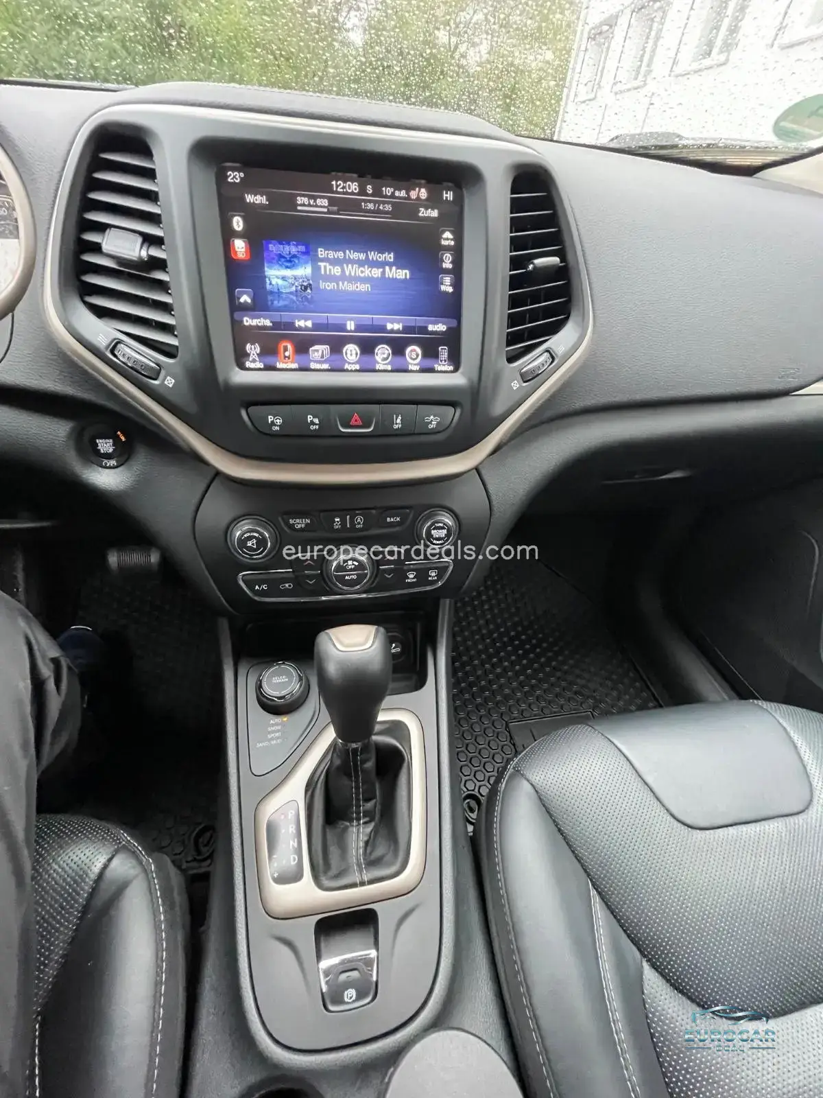 Jeep Cherokee