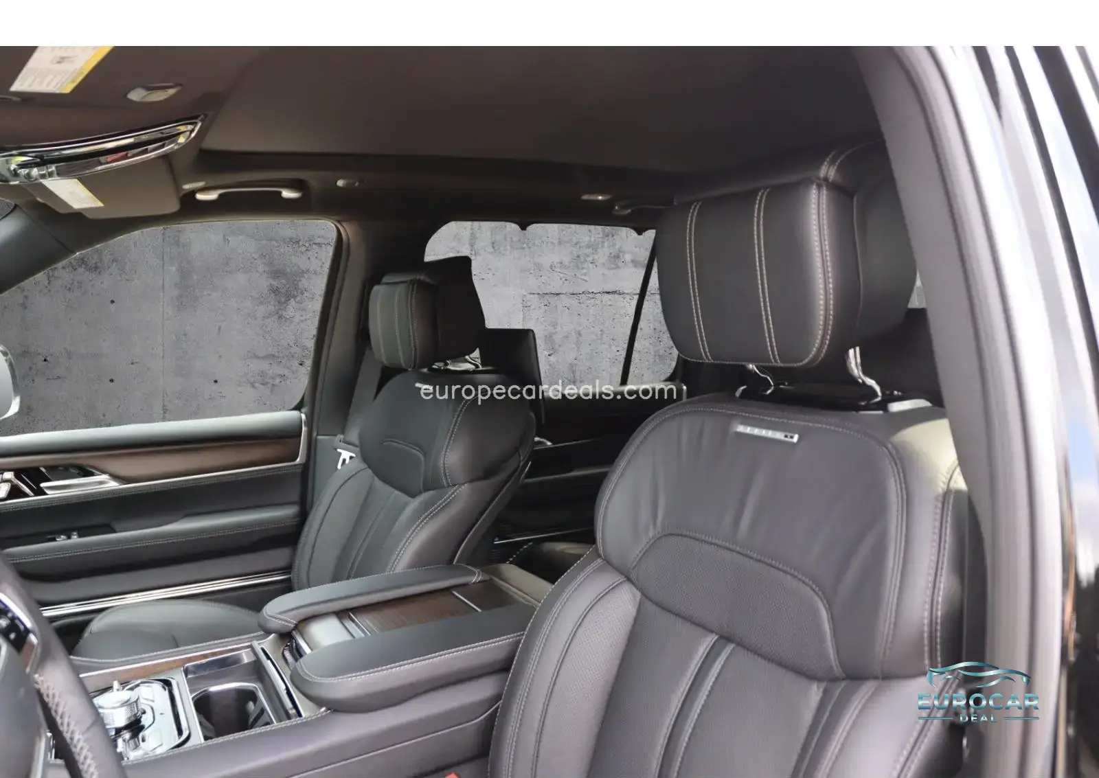 Jeep Wagoneer