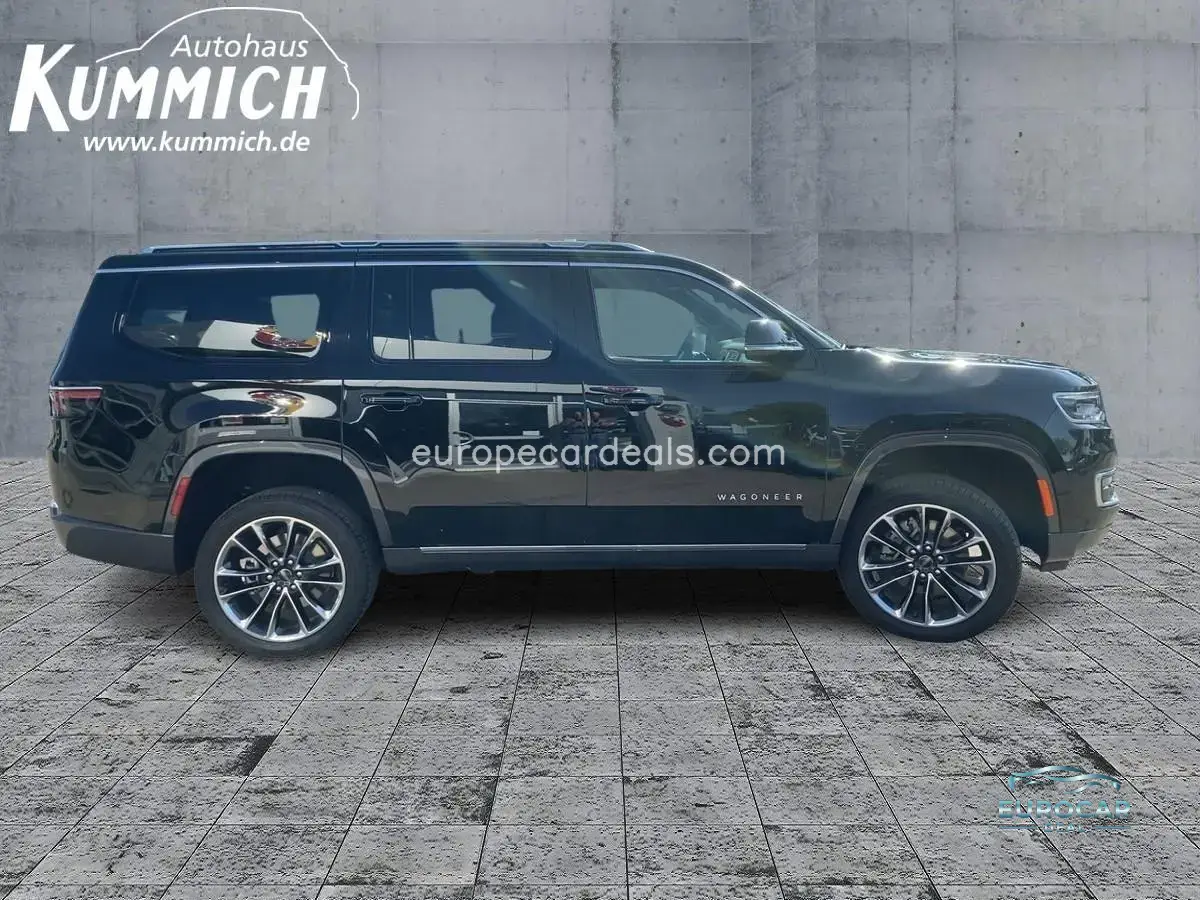 Jeep Wagoneer