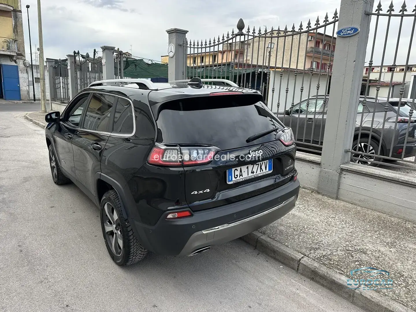 Jeep Cherokee