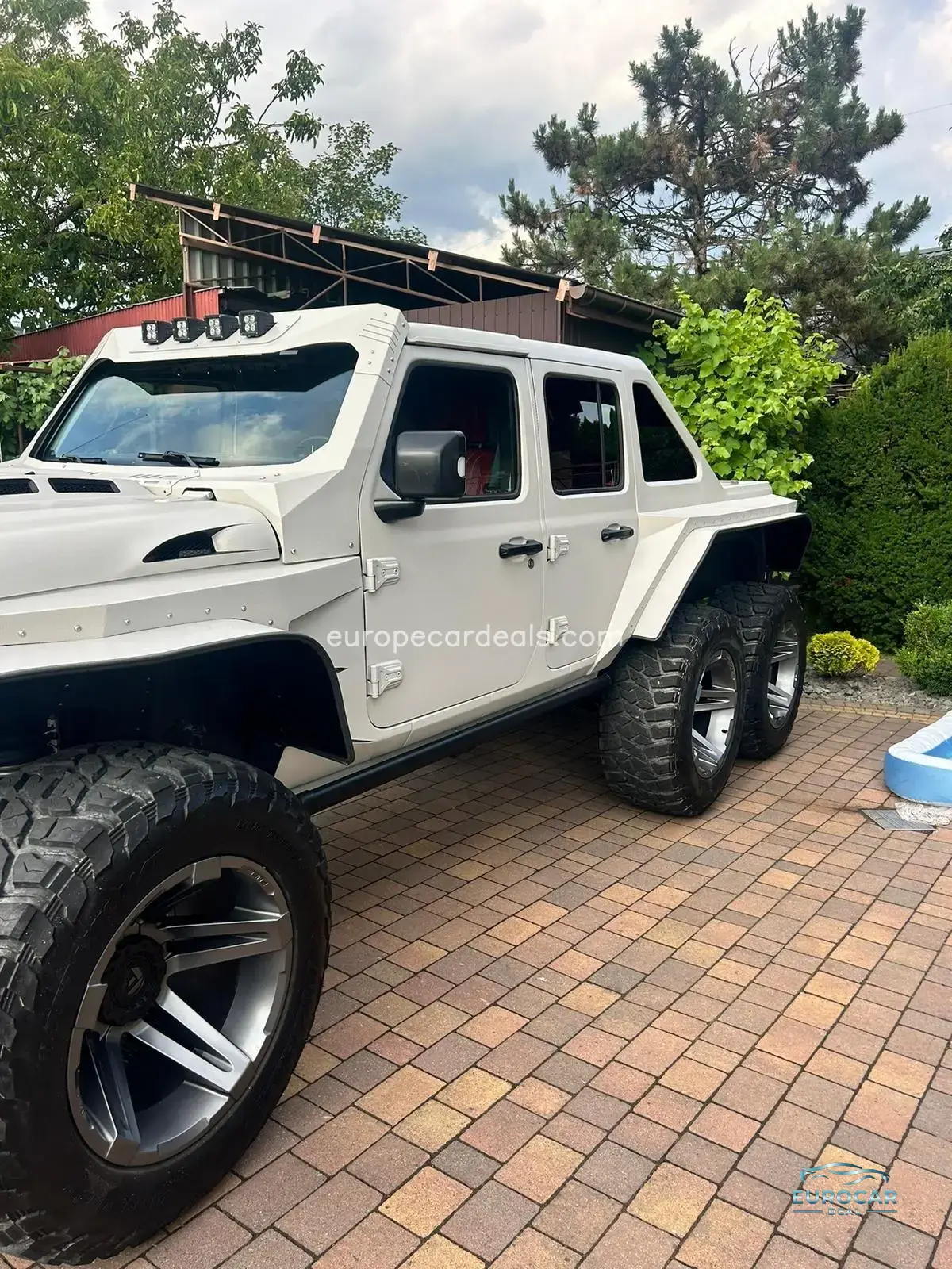 Jeep Wagoneer